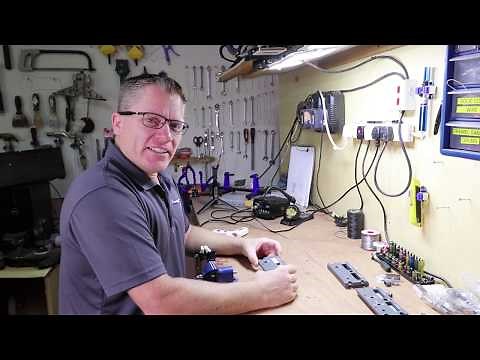 Building the 737 Pedestal