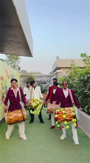High Energy Dhol Performance 🔥 | Wedding & Party Vibes | DLDHolis