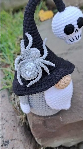 🕷️💀 Spooky Gnome with Skull & Spider | Halloween Crochet Pattern