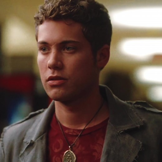 #joeyandmary | the way he looks at her is the most cutest thing I’ve ever witnessed. | #anothercinderellastory #anothercinderellastoryedit #joeyandmary #joeyandmaryedit #acs #selenagomez #joeyparker #joeyparkerandmarysantiago #joeyparkerandmary #drewseeley #fyp #foryoupage #coupleedit #disneycouple #disneycoupleedit #underratedcouple #thelookoflove #meridalovesediting |