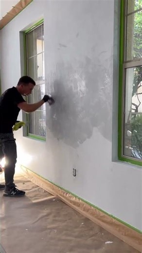 Venetian plaster application ✨