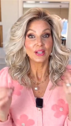 Andis Chic Wigs and Beauty on Instagram: "STUNNER STYLE! Belle Tress MORGAN|Milkshake Blonde-R🩷TLWIGS.COM use code ANDI in notes section at checkout for gift card! #wig #gluelesswig #wiglover #wiglife #syntheticwigs"