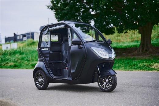 【海から街へ。造船技術が生んだ次世代型EVモビリティ『e-NEO』】ブランドムービー公開とオフィシャルサイトリニューアルで新時代を走り出す。