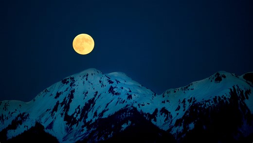 When is the December full moon? How to see last supermoon of 2025