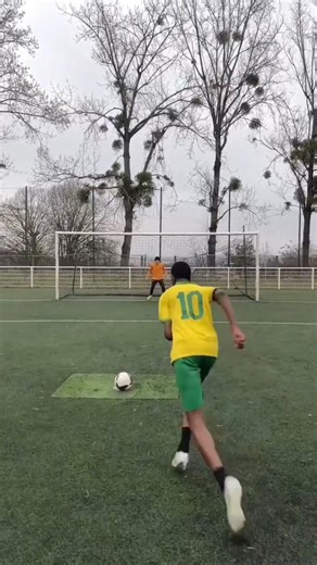 Football skills tutorial 🌪️🥶☺️ #viral #soccer #football #skills