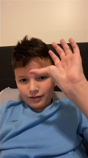 I am double jointed DONT Click on this video if you’re scared of thumb tricks ￼