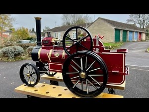 Maxitrak 1.5 Inch Gauge Allchin Traction Engine In Maroon Finish With Belly Water Tank & Hand Pump