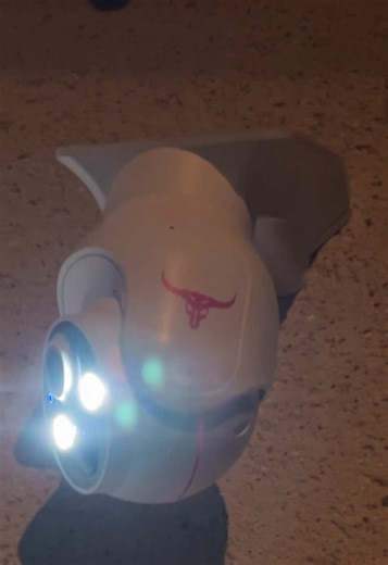 Système de surveillance Wi‑Fi 2,4 GHz pour l’extérieur : caméra solaire à vision panoramique. Technologie avancée de détection des personnes avec fonction d'imagerie en couleur la nuit. Design résistant aux intempéries avec protection IP#camera #cameracontrol #pourtoi #securite #control