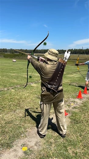 We’re always thrilled to see one of Wayne’s many bows in action - here he is shooting a Fred Bear Kodiak Magnum. This is a legendary 52-inch, one-piece recurve bow, introduced in 1961 for optimal maneuverability in thick brush. Known as a "bowhunter's dream," this compact, powerful, and fast-handling bow features a Shedua wood riser, maple-cored limbs with grey or green fiberglass, and is designed for hunters preferring short-draw, agile equipment. In slow motion so you can appreciate it even mo