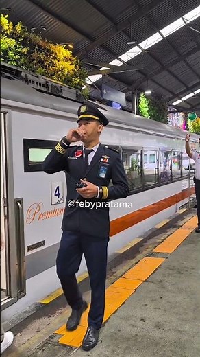 Semboyan 40 41 35 Pemberangkatan Kereta Api