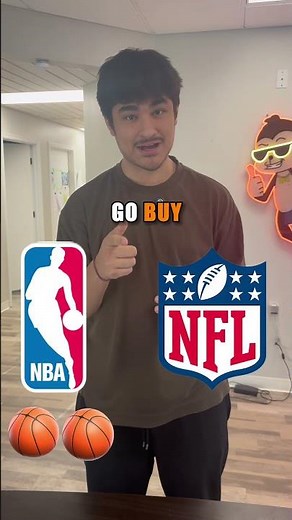 NBA vs NFL Card Market WAR… Which One Is DOMINATING Right Now? 🤯🔥📈