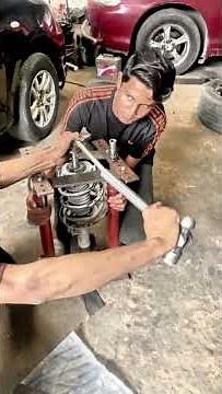 How to Remove Struts Mount By Special Tools ?