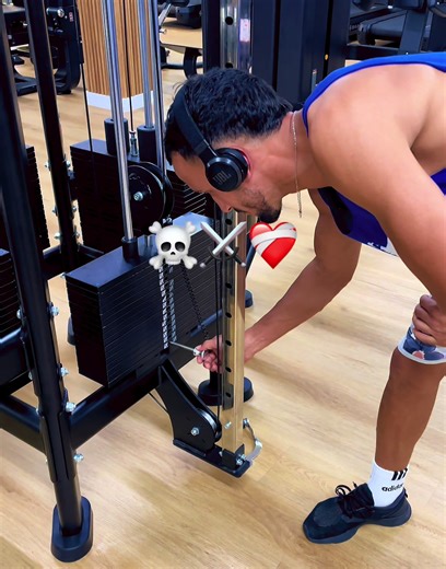 Conquer 300kg: A Fitness Motivation Journey