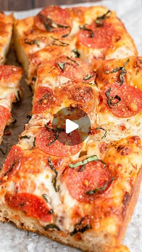 The Practical Kitchen ®️ | Rebecca E on Instagram: "🍕 FOCACCIA PIZZA 🍕 Are you ready for it??? This homemade focaccia pizza recipe is thick and fluffy with an extra crispy bottom thanks to a pizza steel. Topped with a simple 5-minute no-cook pizza sauce, shredded mozzarella cheese, and deliciously crisp rows of pepperoni, there’s literally nothing better. (And of course you can make it without the pepperoni if you’re vegetarian — you do you!)⁠ ⁠ Link in bio for the recipe or find it on ThePrac
