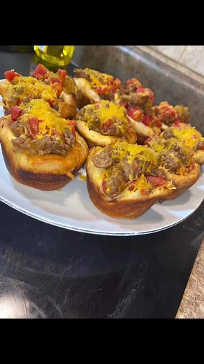 Tasty Taco Cup Recipe Using a Muffin Pan