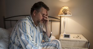 Ten objaw pojawia się rano, od razu po przebudzeniu. Może oznaczać poważną chorobę