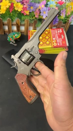 Amazing Pistol 🔫🔥 #toys #pistols #childhood