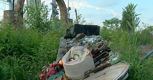 Somber memorial marks last time survivors of deadly Beverly Hills Supper Club fire will visit site