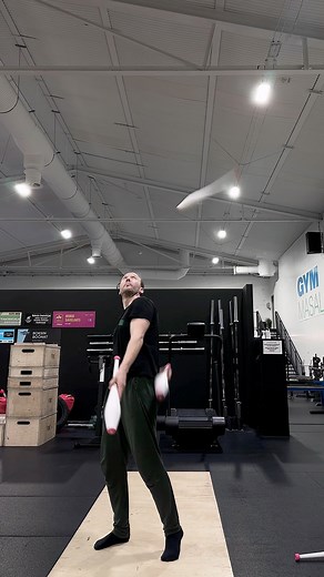 23K views · 644 reactions | Tricky 3 club trick  | Juggling Mastery | Facebook