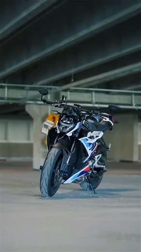 BMW M1000R – The Ultimate Hyper Naked Machine#nakedbike #ultimateteam #automobile