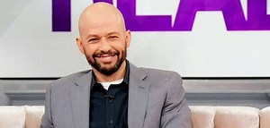 Know the amazing and talented actor, Jon Cryer: His life story