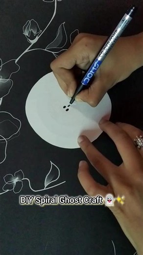 👻 DIY Spiral Ghost Craft! | Day 26/30 Spooky Craft Challenge #shorts