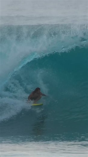 Rip Curl on Instagram: "Backdoor 👉 Pipeline with @cocom4debarrelkilla Watch more of Mase in Heat 5 of the Pipe Challenger via @wsl! 📹 @riordanpringle"