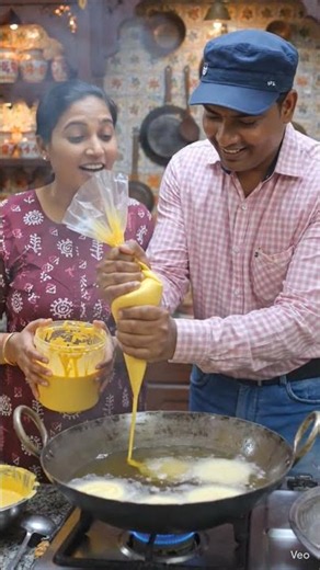 "Homemade Jalebi So Crispy & Sweet! 😋🍯"