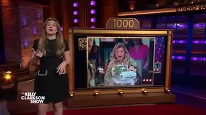 Kelly Clarkson delights fans as she makes major announcement