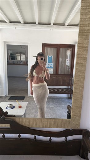 A must visit when in Mykonos 🦋 Food and Vibes 10/10. 🌊☀️🏝️🥥 #mykonos #greece #beachclub #principote #girlsholiday