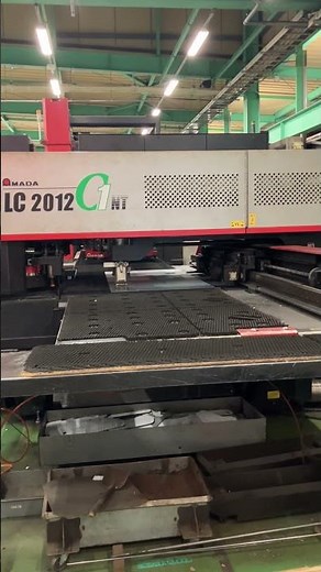 板金加工動画、ターレットパンチブレス・レーザー加工複合機、アマダC1