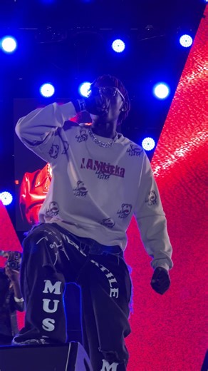 HAPPENING NOW LIVE FEFFE BUSSI LIVE IN CONCERT HIPHOP KUNTIKO AT LUGOGO CRICKET OVAL #feffebussiliveinconcert #protocolug