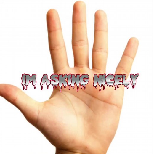 i wanna crawl around the kitchen again:( #therian #therianpride #theriantiktok #theriancommunity #cockroach