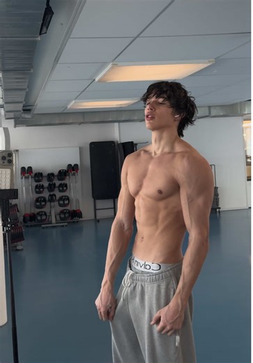 grm🥇 (@german.v1.0)’s videos with who do you love yg - renny