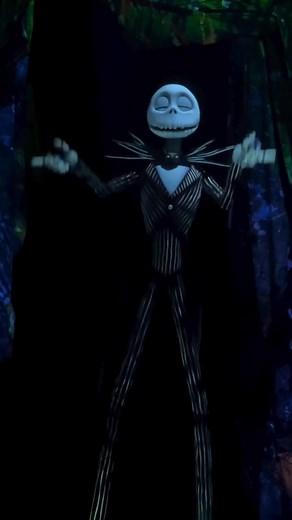Intro Act with Jack Skellington at “What’s This? Tim Burton’s Nightmare Before Christmas Sing-Along | Forever Love Jack Skellington