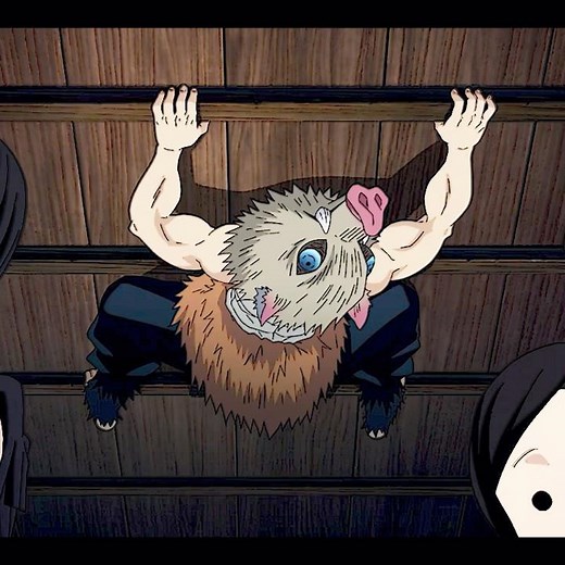 I SEE HIM ON THE CEILING😨💀 | Peligrosa