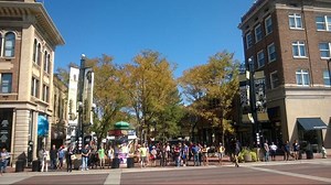 Large Pearl Street Mall gathering causes damage to businesses