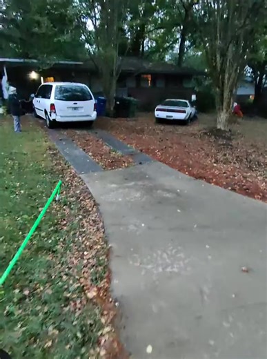 Ford Freestar Lockout... #A1 #lockout #roadsideassistance #october #love #cars #fyp #explore #help #monday | A1 Auto Solutions Inc | Facebook