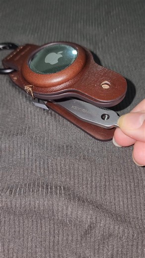 Assemble with Me | KeySmart Air #keysmart #keyorganizer #minimalism #airtag #airtagholder #assembly #assemblewithme #essentials | KeySmart