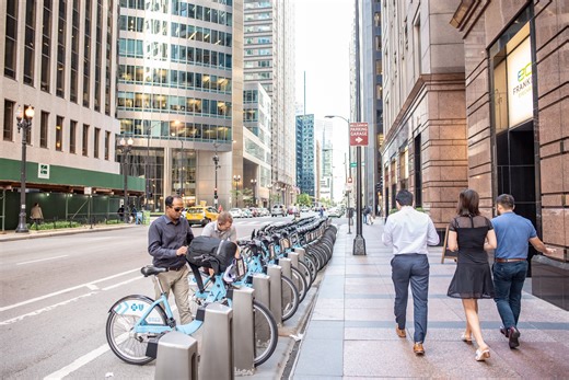 Chicago to Add or Upgrade 200 Bike Share Stations
