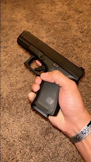 Glock 44 - .22 LR 🤏🏾 #GlockPerfection #G44 #22lr #Plinking #bbGun #Glock #glock44 #Guns #Pistol