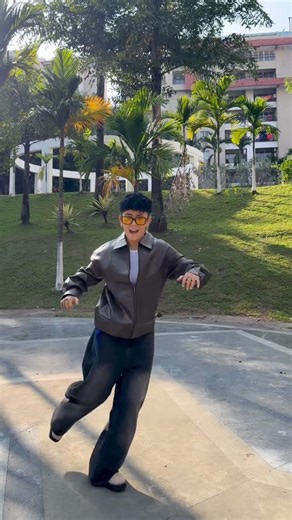 Xorem Golay on Instagram: "Sometimes Sometimes , But this time @arjunrtanwar made me move like this 😮‍💨🫶🏻"