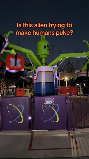 Crazy alien makes humans puke at #legolandcalifornia #legogalaxy