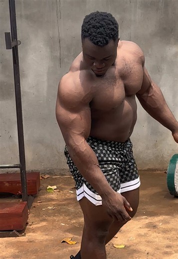 The real African Hulk 💪😎 was spotted today