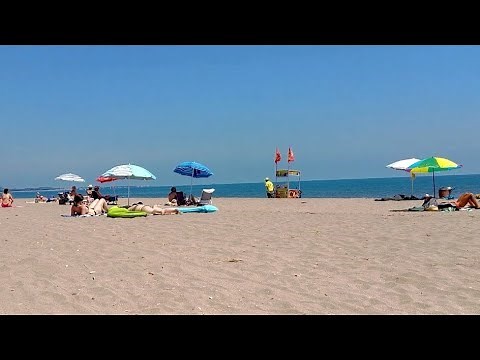 Camping Méditerranée Plage in Vias-Plage (June 2022).