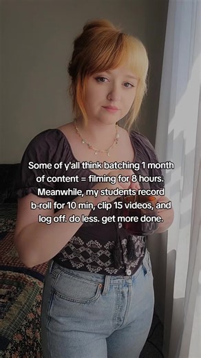 SAVE these 15 b-roll clips you can film in 10 minutes 👇🏼 1: sitting down at your desk with your laptop 2: lighting a candle 3: typing on your keyboard 4: pouring coffee 5: writing a to do list 6: doing your skincare routine 7: setting up your space 8: writing a quick note on paper 9: stretching in a chair 10: walking to your desk 11: sipping on tea/coffee 12: tapping your pen 13: filming your screen from over the shoulder 14: closing your laptop 15: reading and flipping the pages Record once.