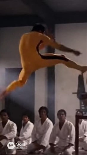 Bruce Lee's flying kick #shorts #viral #trending #brucelee