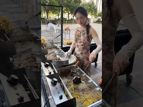 🔴 LIVE: Elegant Chinese Floating Rice Cake in Action | POV Street Food in China