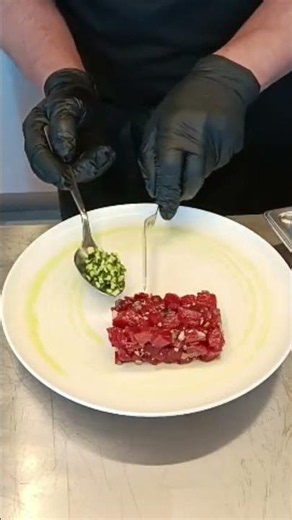 Perfect Tuna Tartare: The Pro Chef's Cutting Secret! 🐟✨