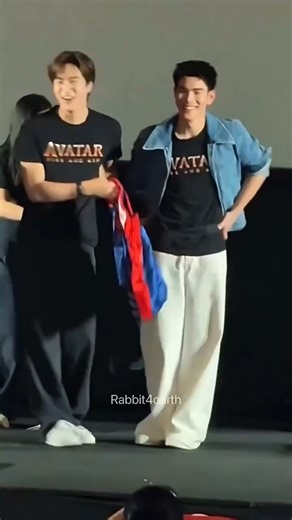 what're you doing Fot😭#bl#thaibl#thailand#geminifourth#blseries#blseries#gemfot